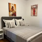 Dino Appartamento Makarska