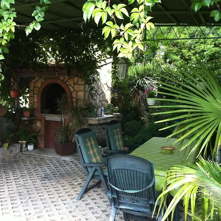 Apartament Dino *