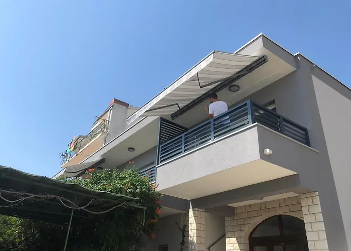Dino Makarska